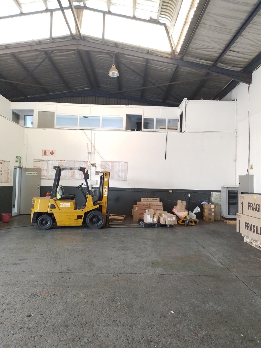 To Let Commercial Property for Rent in Jet Park Gauteng
