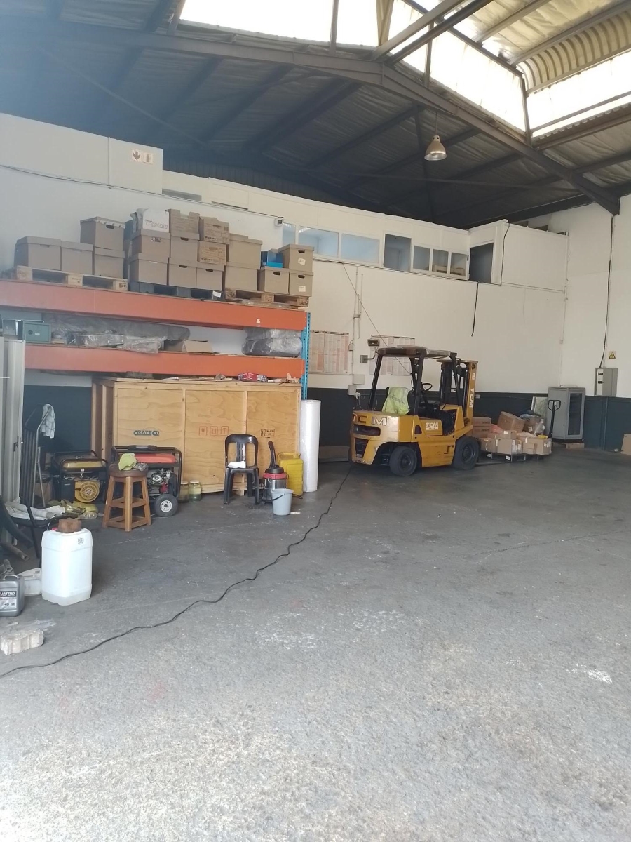 To Let Commercial Property for Rent in Jet Park Gauteng