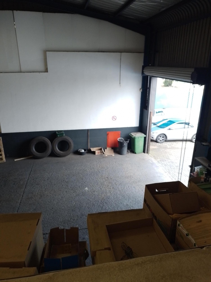 To Let Commercial Property for Rent in Jet Park Gauteng