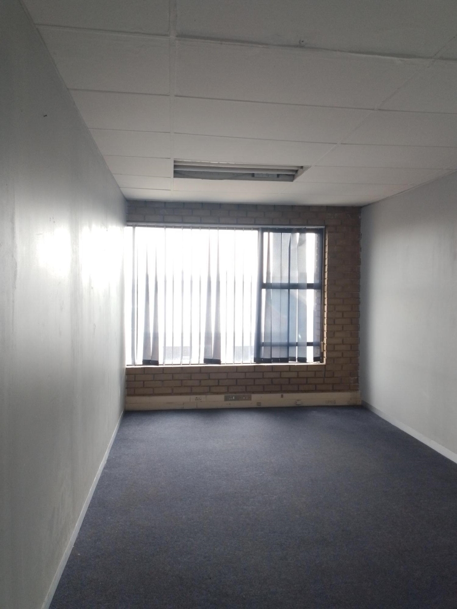 To Let Commercial Property for Rent in Jet Park Gauteng