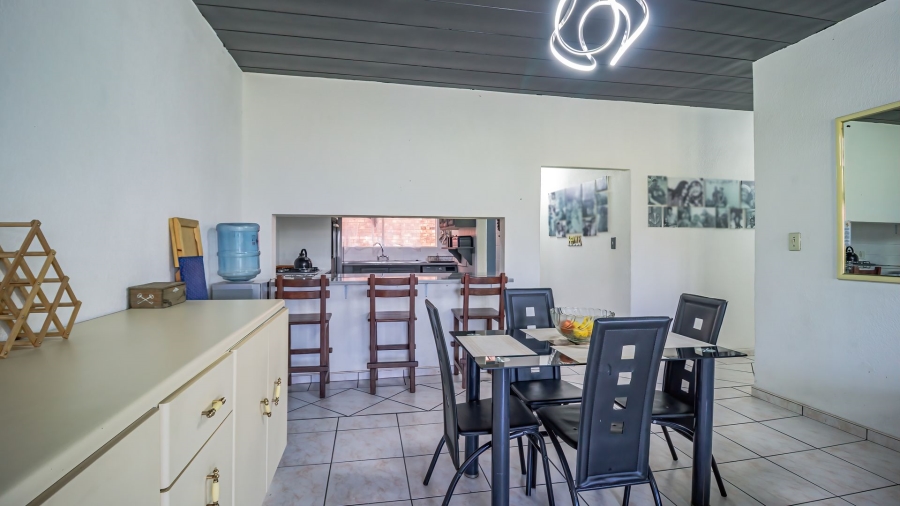 3 Bedroom Property for Sale in New Redruth Gauteng
