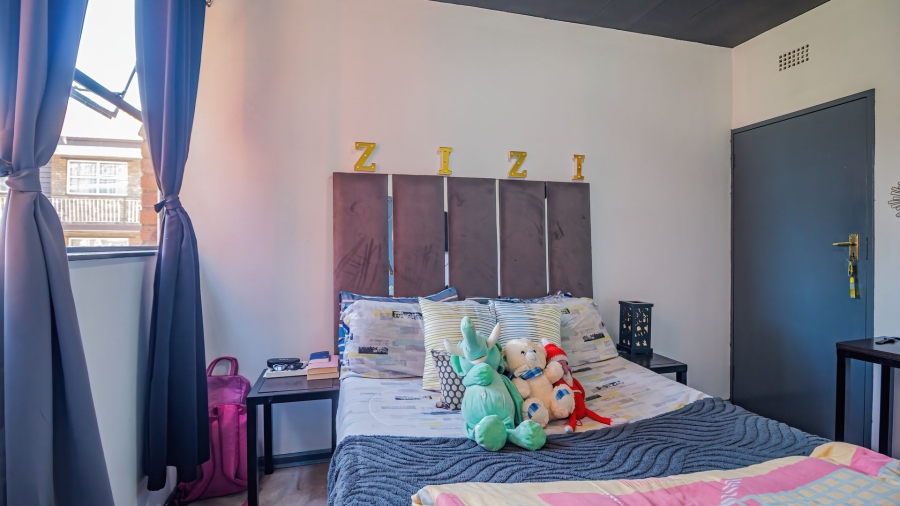 3 Bedroom Property for Sale in New Redruth Gauteng
