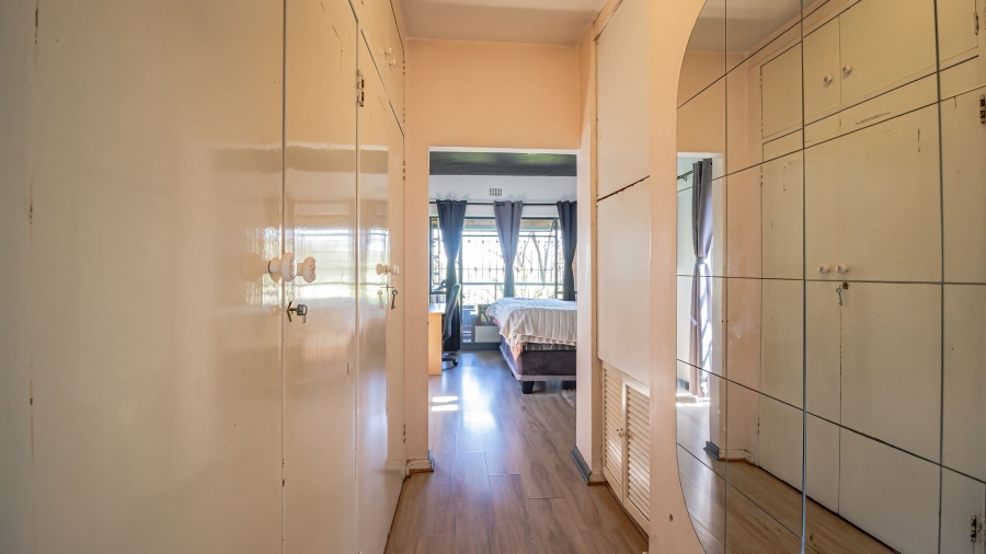 3 Bedroom Property for Sale in New Redruth Gauteng