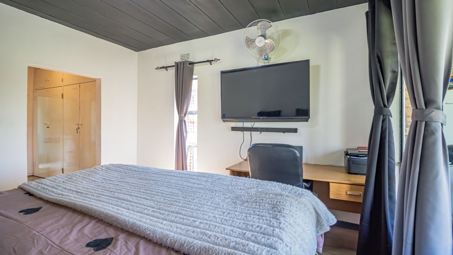 3 Bedroom Property for Sale in New Redruth Gauteng
