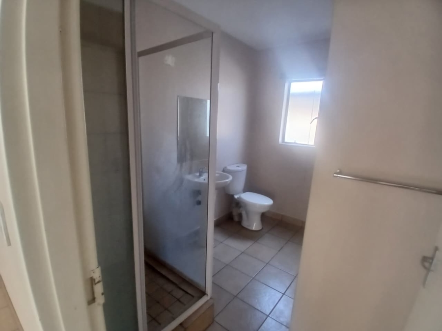 To Let 2 Bedroom Property for Rent in Terenure Gauteng