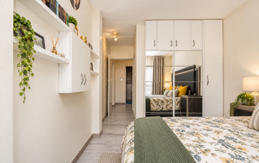 2 Bedroom Property for Sale in Sonneglans Gauteng