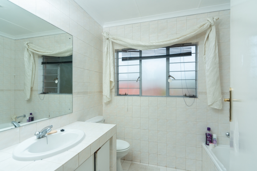 3 Bedroom Property for Sale in Alan Manor Gauteng