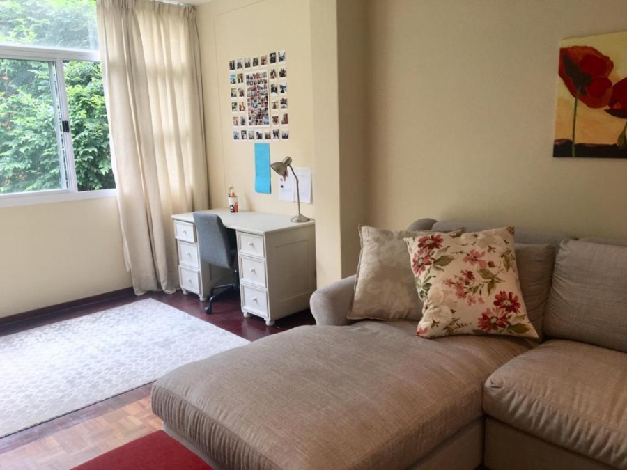 To Let 1 Bedroom Property for Rent in Illovo Gauteng