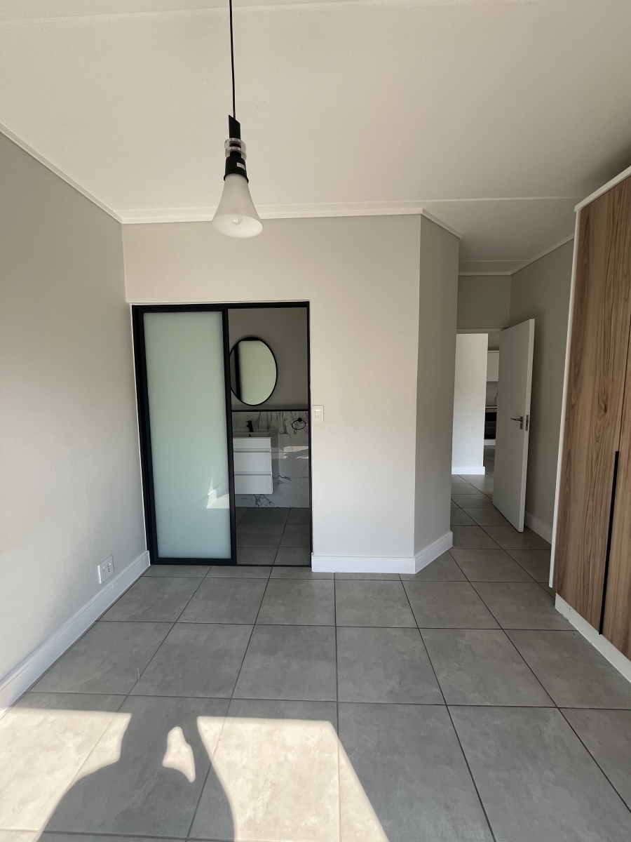To Let 2 Bedroom Property for Rent in Waterfall Gauteng