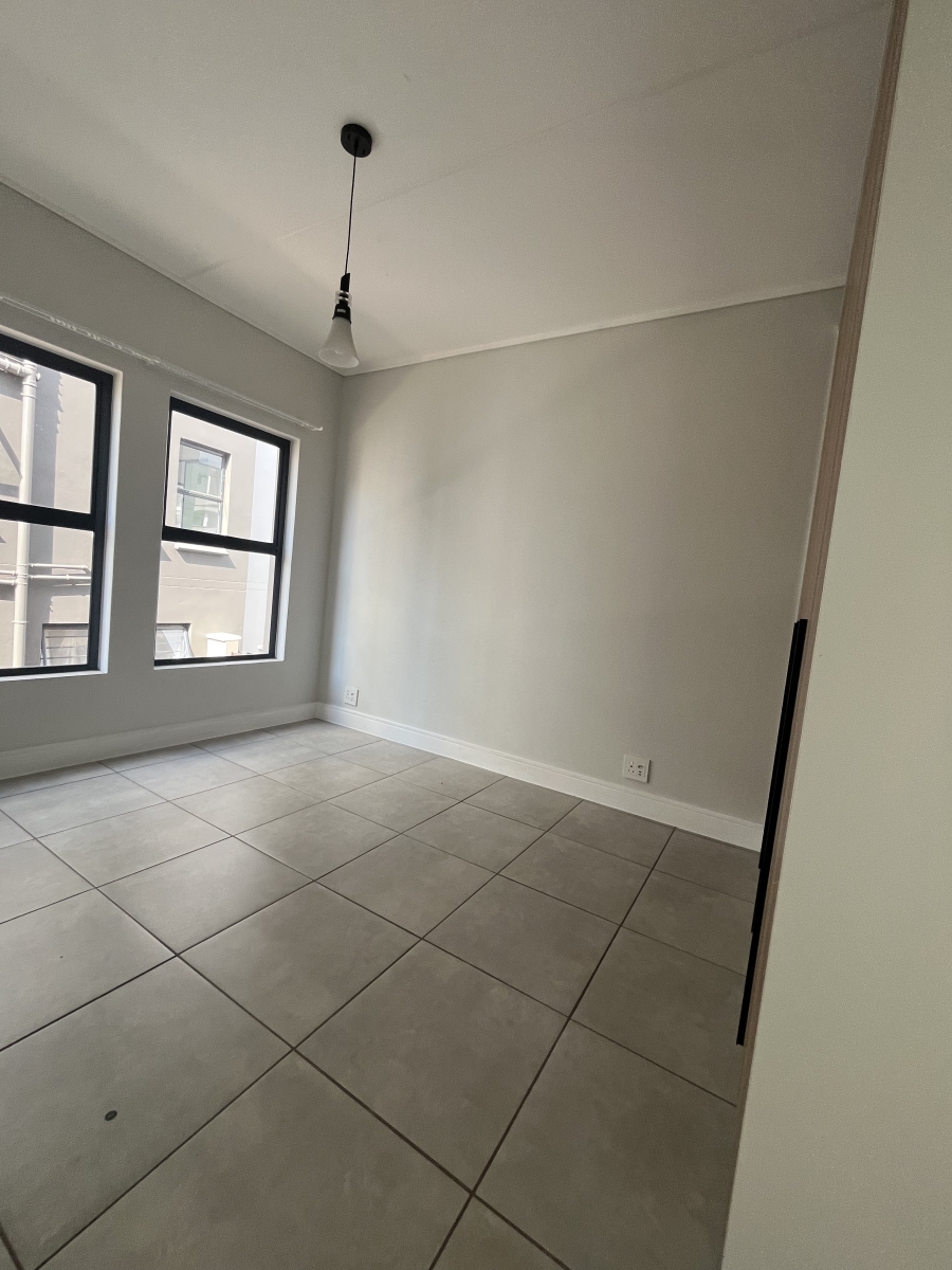 To Let 2 Bedroom Property for Rent in Waterfall Gauteng