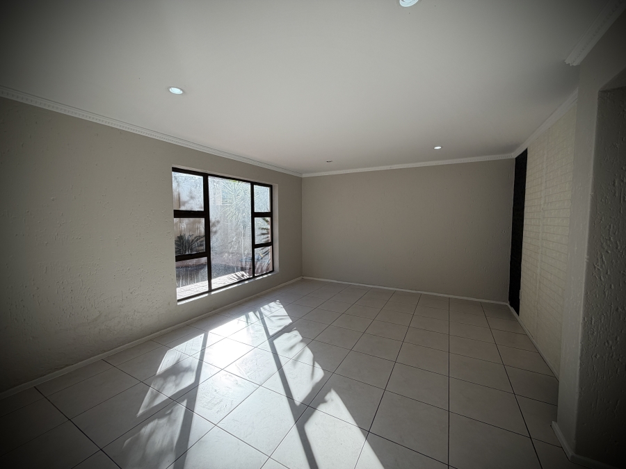 4 Bedroom Property for Sale in Bruma Gauteng
