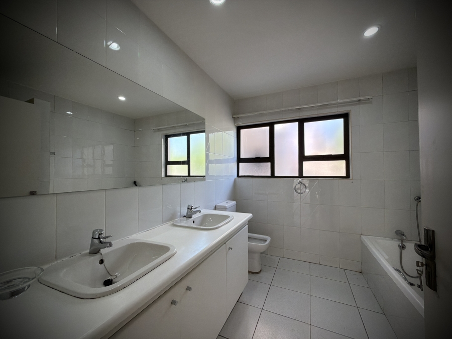4 Bedroom Property for Sale in Bruma Gauteng