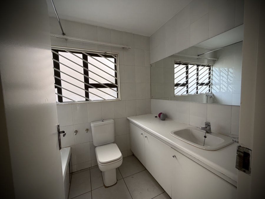 4 Bedroom Property for Sale in Bruma Gauteng
