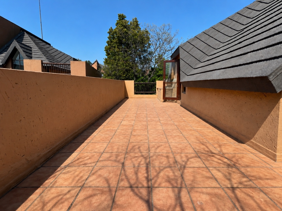 2 Bedroom Property for Sale in Douglasdale Gauteng