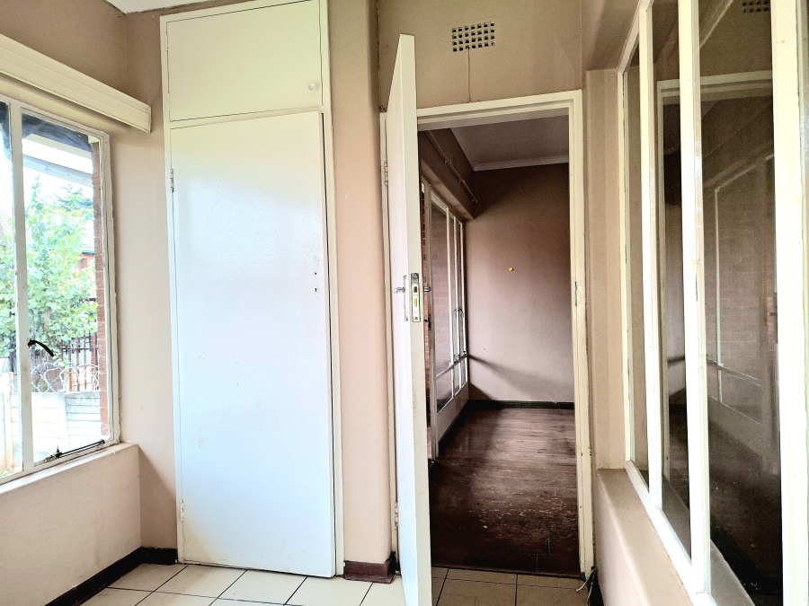 To Let 2 Bedroom Property for Rent in Windsor East Gauteng