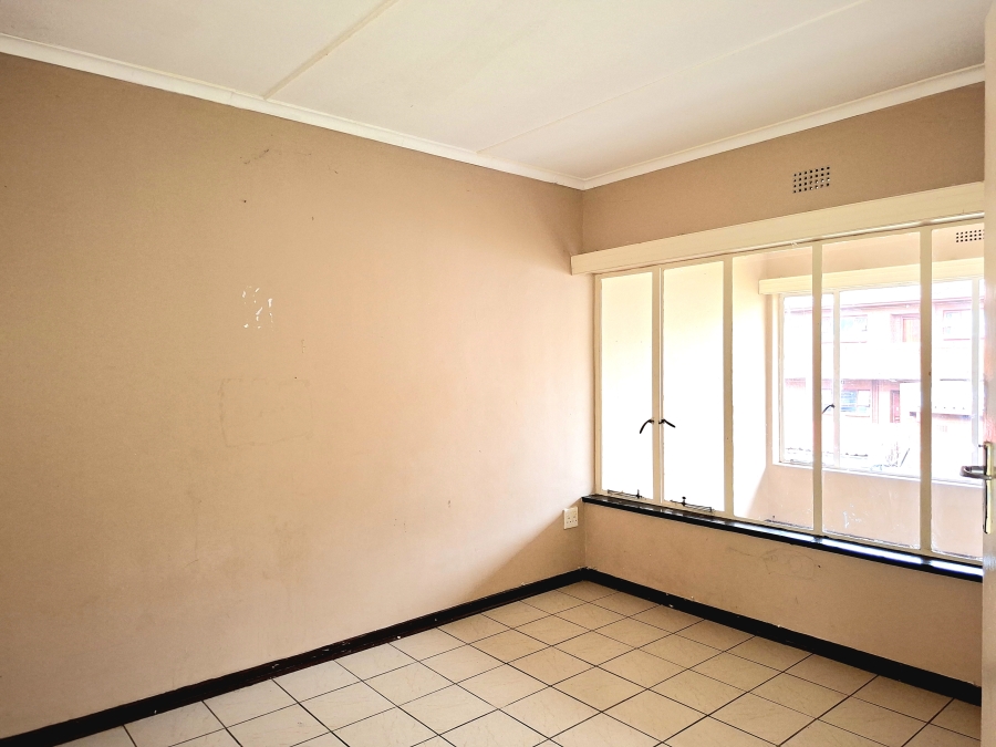 To Let 2 Bedroom Property for Rent in Windsor East Gauteng