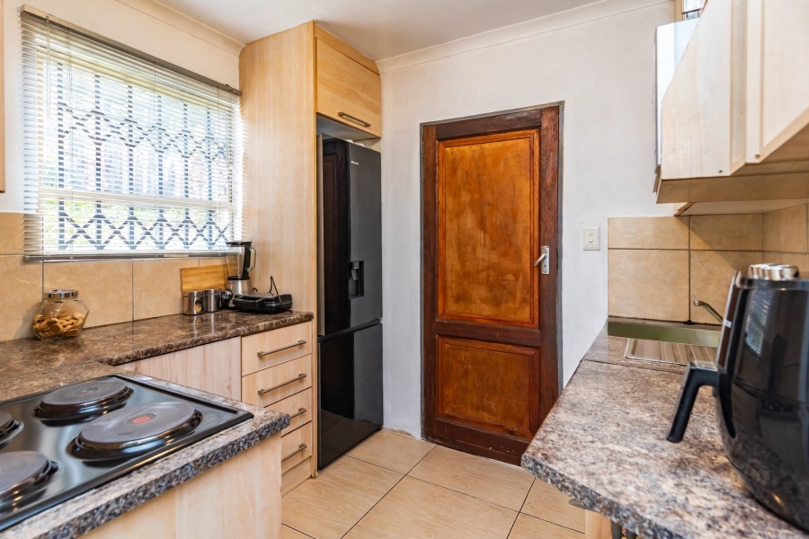 2 Bedroom Property for Sale in Fleurhof Gauteng