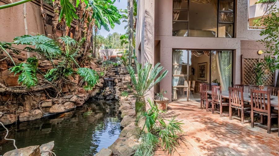 4 Bedroom Property for Sale in Bedfordview Gauteng
