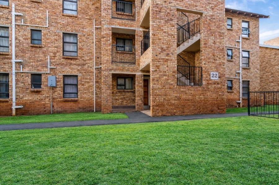 3 Bedroom Property for Sale in Princess A H Gauteng