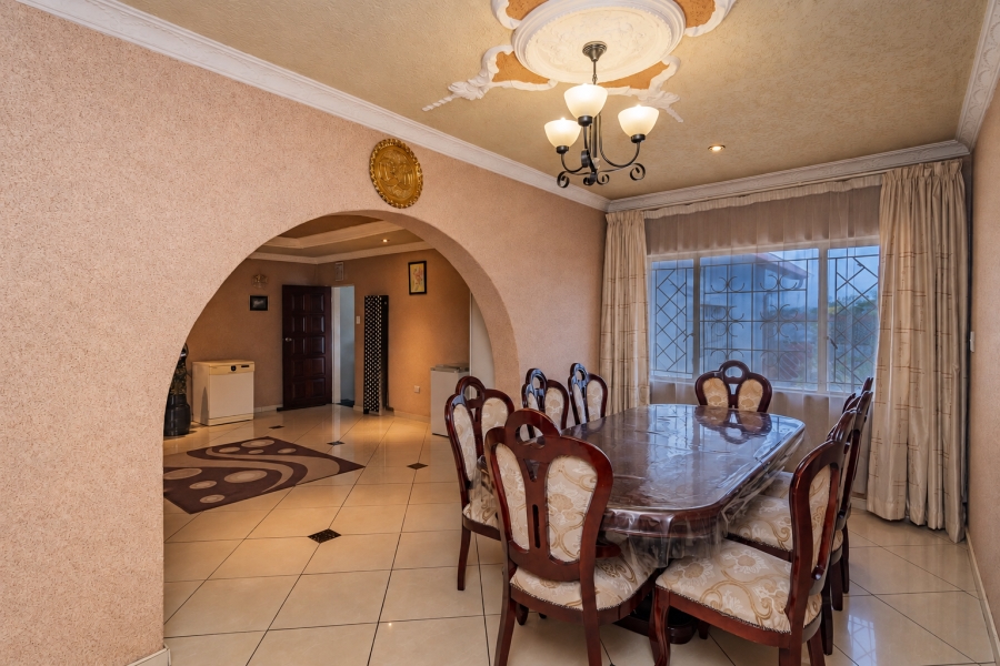 4 Bedroom Property for Sale in Fleurhof Gauteng