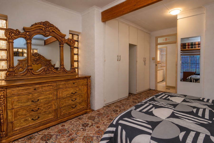 4 Bedroom Property for Sale in Fleurhof Gauteng