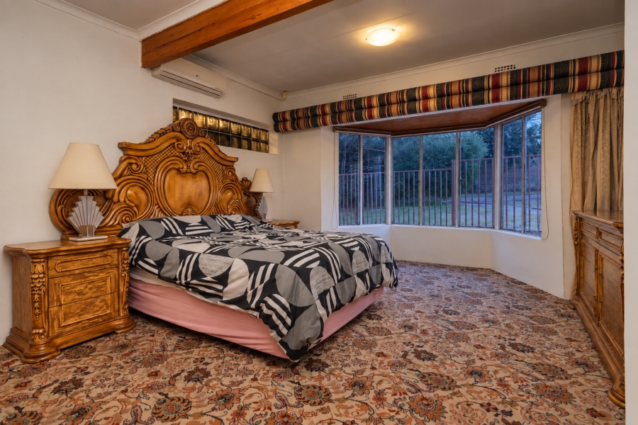 4 Bedroom Property for Sale in Fleurhof Gauteng