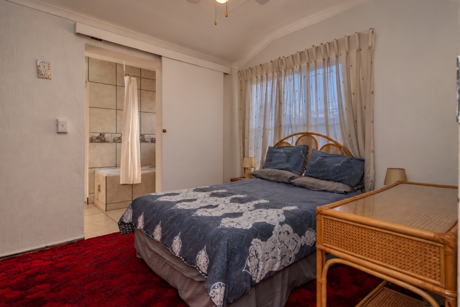 4 Bedroom Property for Sale in Fleurhof Gauteng