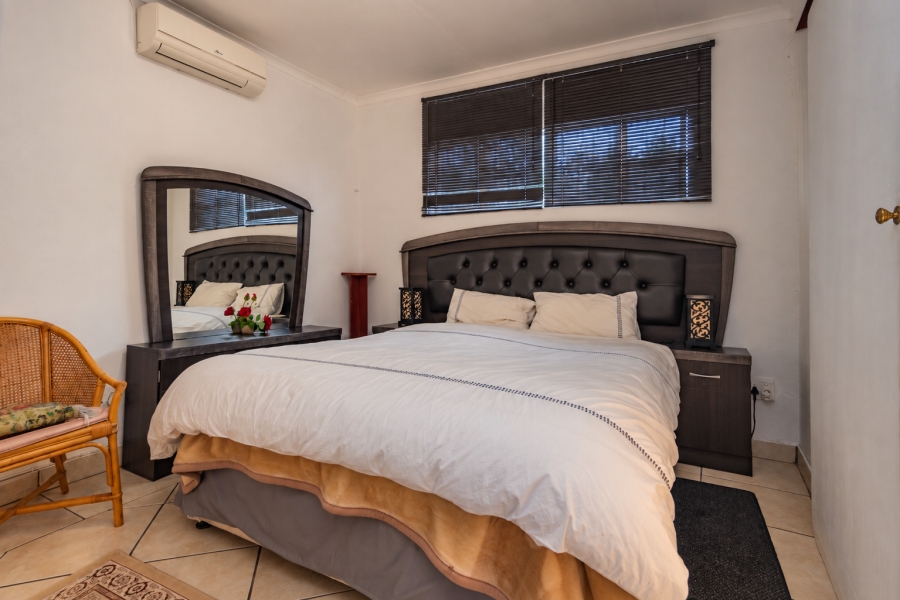 4 Bedroom Property for Sale in Fleurhof Gauteng