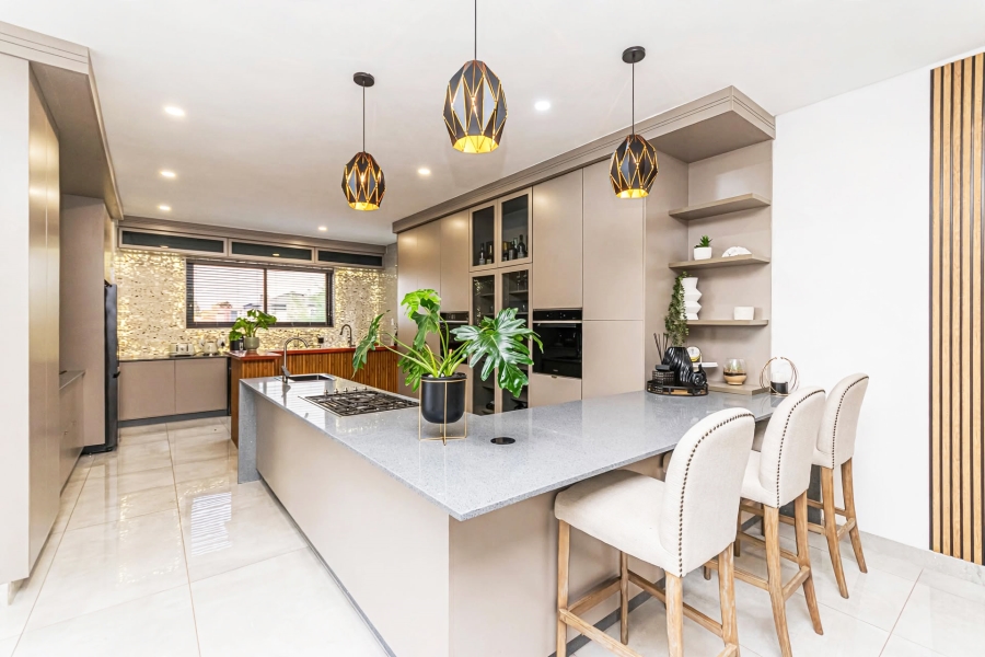 4 Bedroom Property for Sale in Homes Haven Gauteng