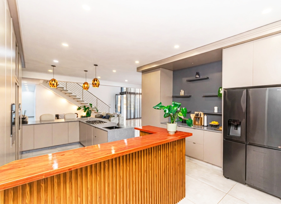 4 Bedroom Property for Sale in Homes Haven Gauteng