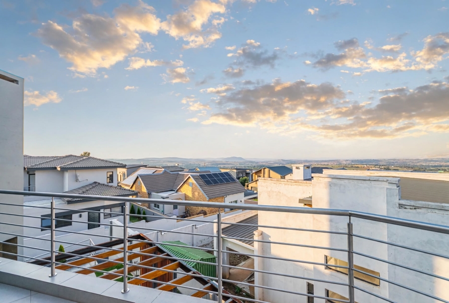4 Bedroom Property for Sale in Homes Haven Gauteng