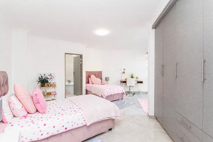 4 Bedroom Property for Sale in Homes Haven Gauteng