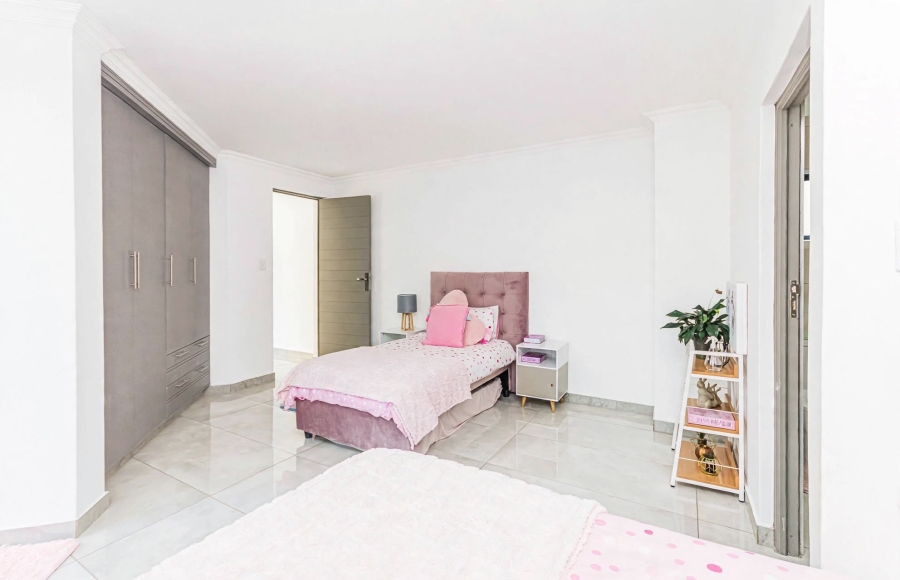 4 Bedroom Property for Sale in Homes Haven Gauteng