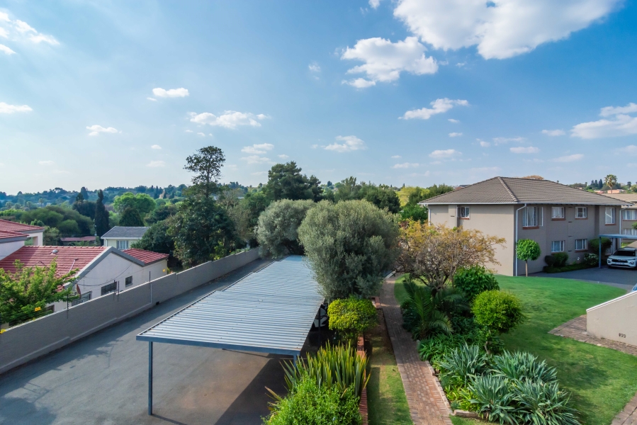 2 Bedroom Property for Sale in Florida Glen Gauteng