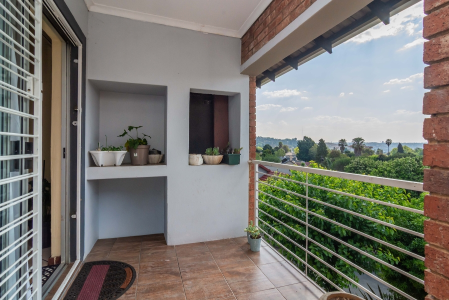 2 Bedroom Property for Sale in Florida Glen Gauteng