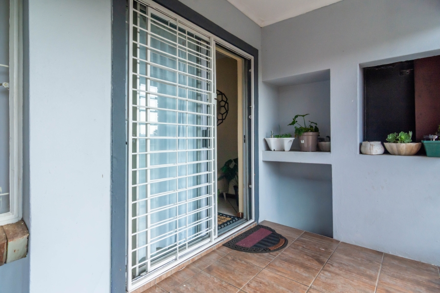 2 Bedroom Property for Sale in Florida Glen Gauteng