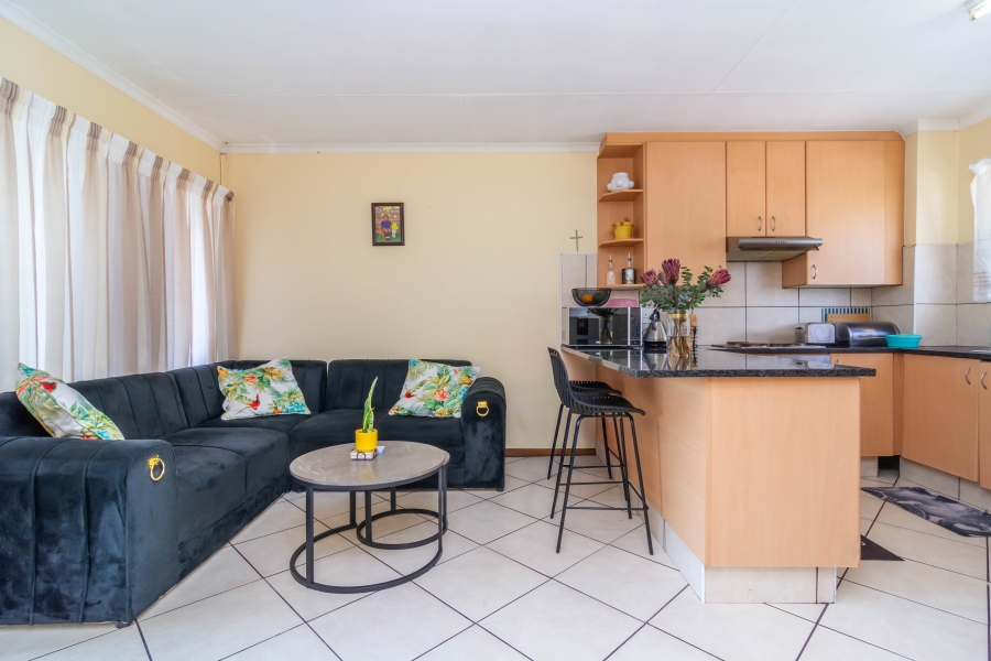 2 Bedroom Property for Sale in Florida Glen Gauteng