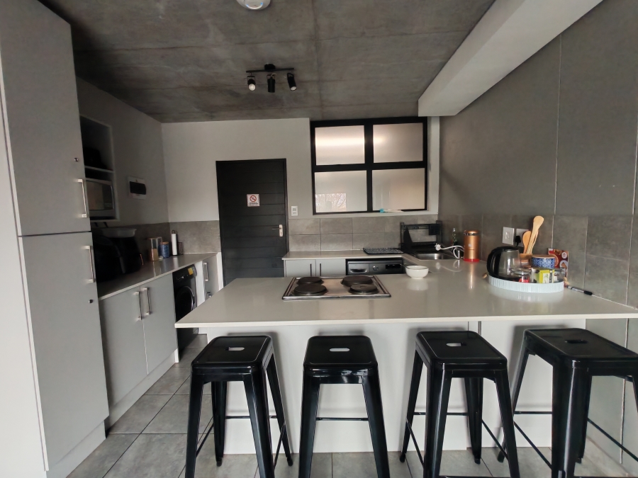 To Let 4 Bedroom Property for Rent in Hatfield Gauteng