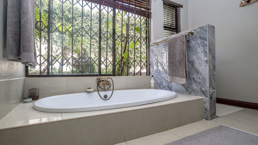 4 Bedroom Property for Sale in Pebble Rock Golf Village Gauteng