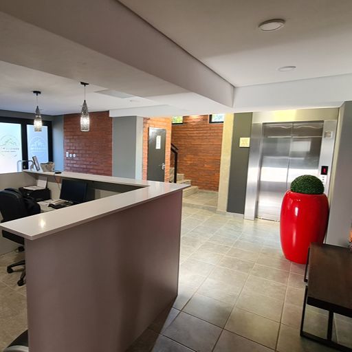 To Let 4 Bedroom Property for Rent in Hatfield Gauteng