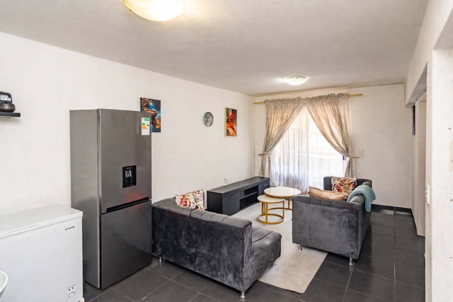 2 Bedroom Property for Sale in Wilro Park Gauteng