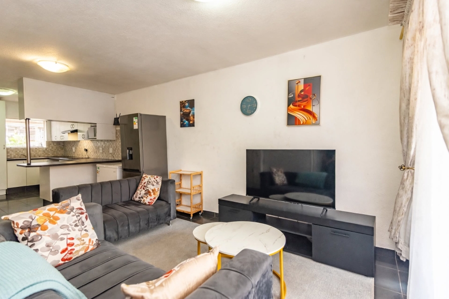 2 Bedroom Property for Sale in Wilro Park Gauteng