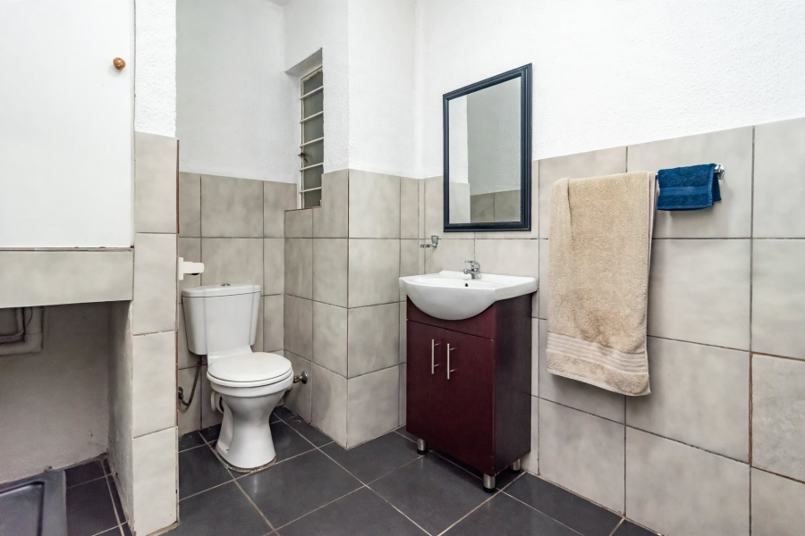 2 Bedroom Property for Sale in Wilro Park Gauteng