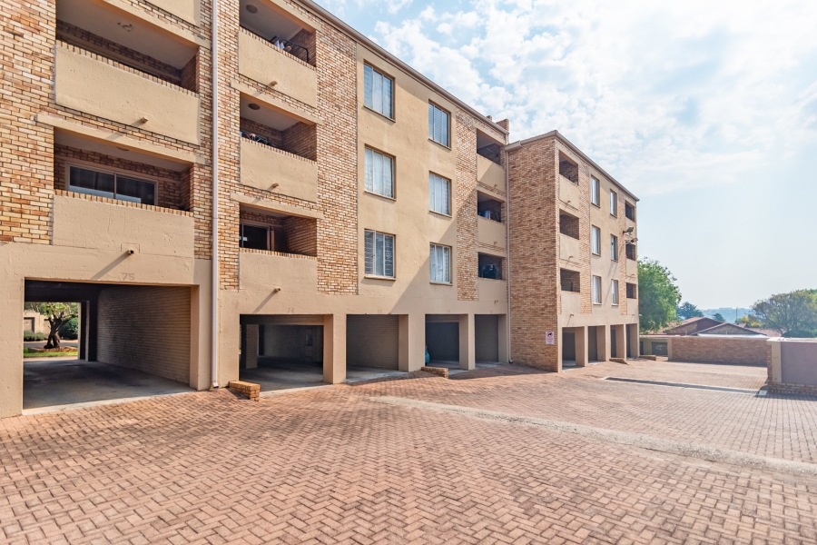 2 Bedroom Property for Sale in Wilro Park Gauteng