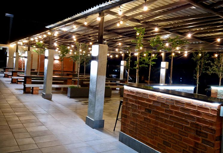 To Let 4 Bedroom Property for Rent in Hatfield Gauteng