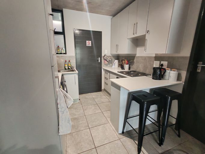 To Let 4 Bedroom Property for Rent in Hatfield Gauteng