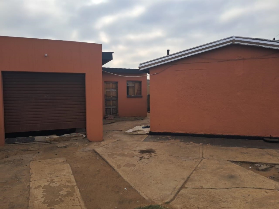 2 Bedroom Property for Sale in Bophelong Gauteng