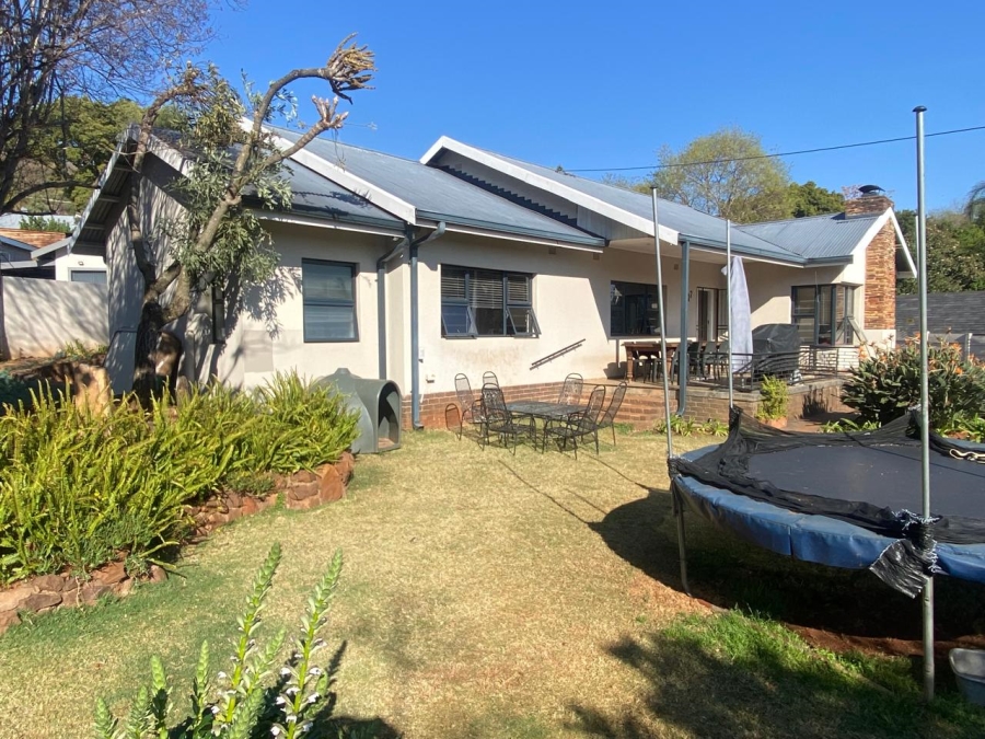 To Let 3 Bedroom Property for Rent in Groenkloof Gauteng
