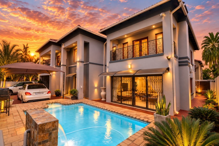 5 Bedroom Property for Sale in Blue Hills Gauteng