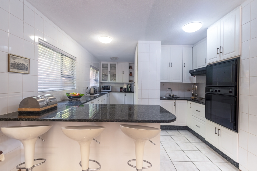 4 Bedroom Property for Sale in Waterkloof Ridge Gauteng
